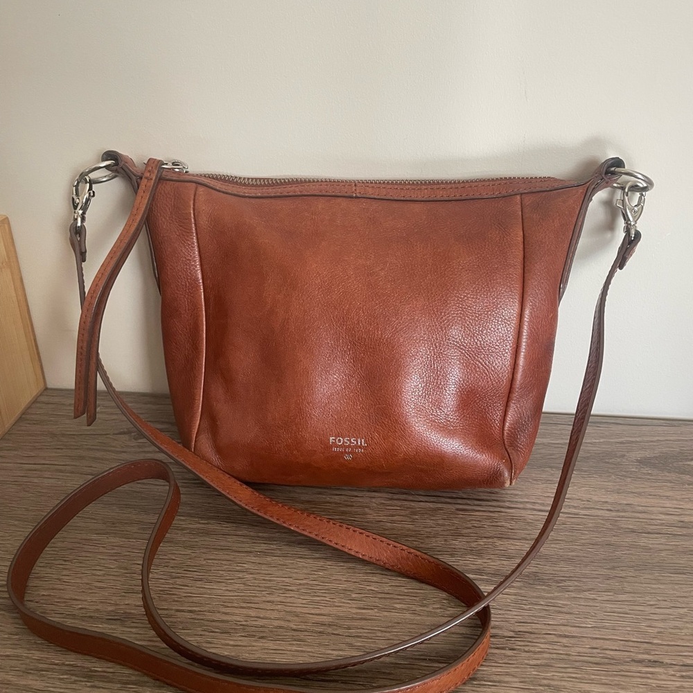 Cute Fossil crossbody purse